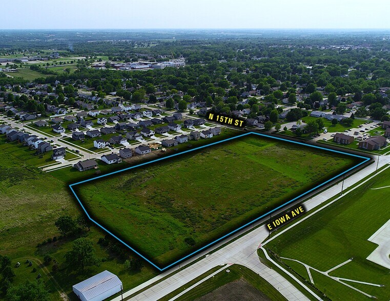01 Iowa Ave, Indianola, IA à vendre - Photo principale – Image 2 sur 19