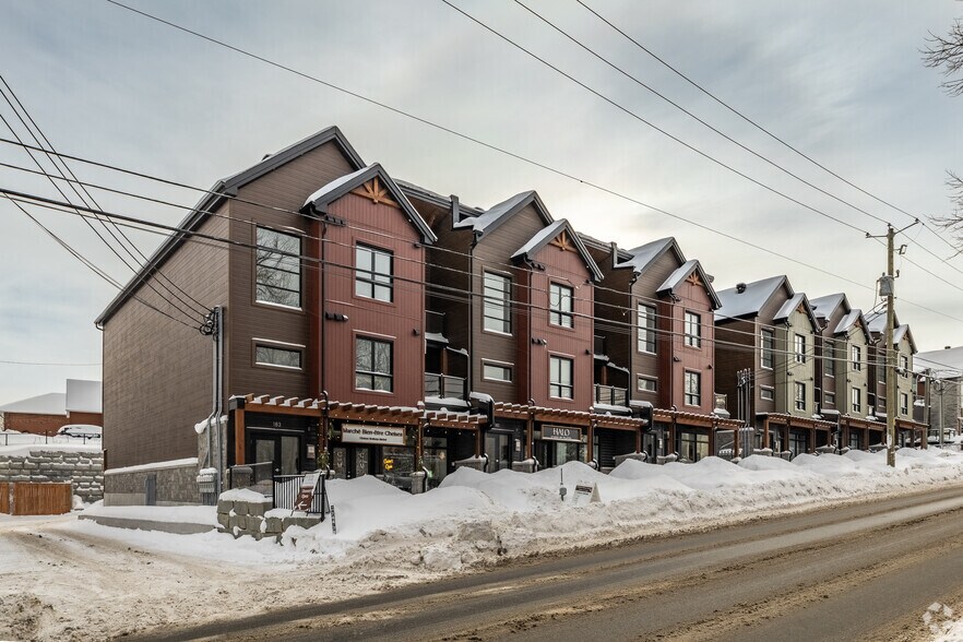 185 Ch D'old Chelsea, Chelsea, QC à louer - Photo principale – Image 1 sur 2