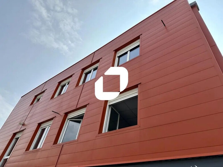 28 Rue Marcel Reynaud, Crolles à louer - Photo de l’immeuble – Image 2 sur 8