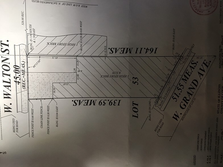 3162 W Grand Ave, Chicago, IL à louer - Photo de l’immeuble – Image 2 sur 13