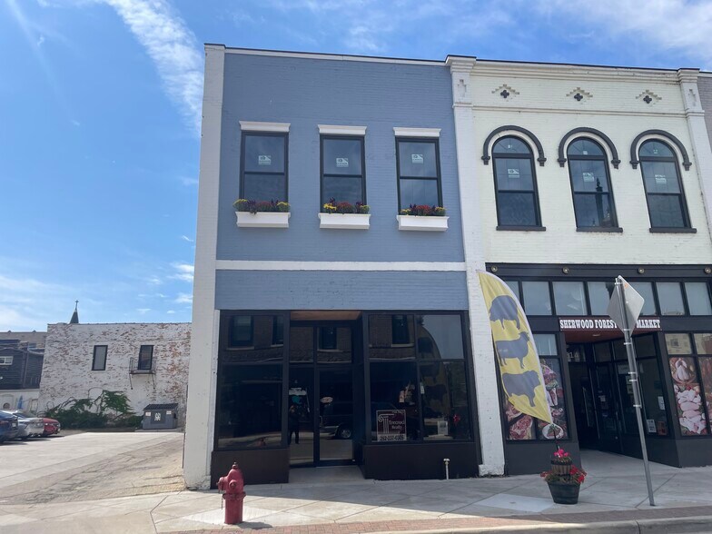 5814 6th Ave, Kenosha, WI à louer - Photo de l’immeuble – Image 3 sur 27