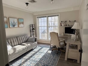 6-8 Pleasant St, Natick, MA à louer Photo intérieure– Image 1 sur 1