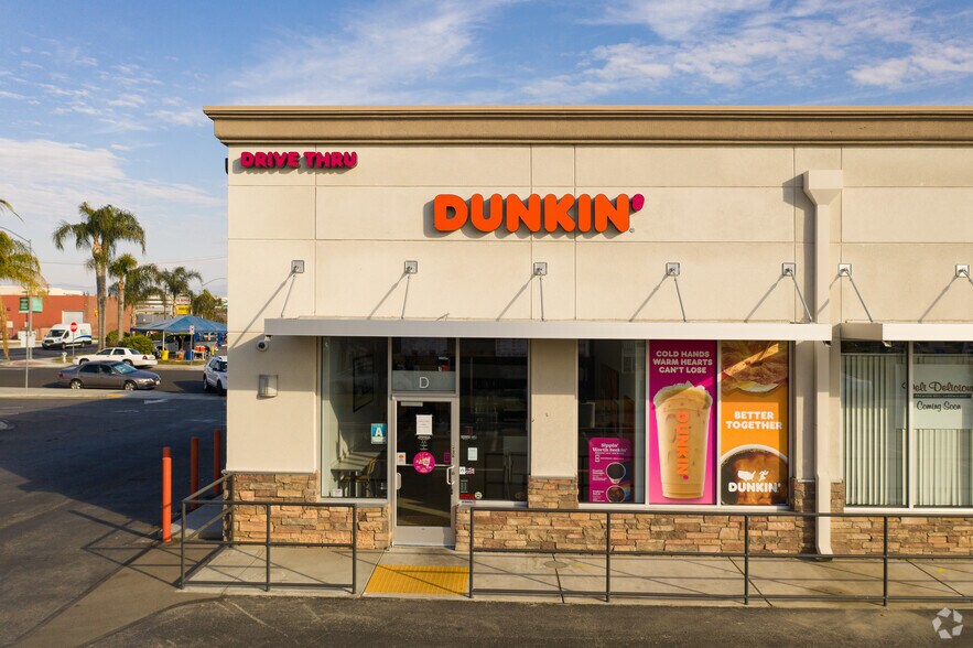 1800 23rd St, Bakersfield, CA à vendre - Photo de l’immeuble – Image 3 sur 6