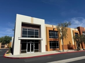 34500 Gateway Dr, Palm Desert, CA à louer Photo intérieure– Image 1 sur 7