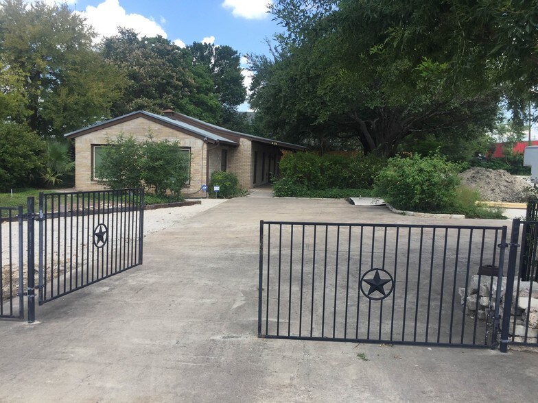 2514 Buell Ave, Austin, TX à louer - Photo de l’immeuble – Image 1 sur 5
