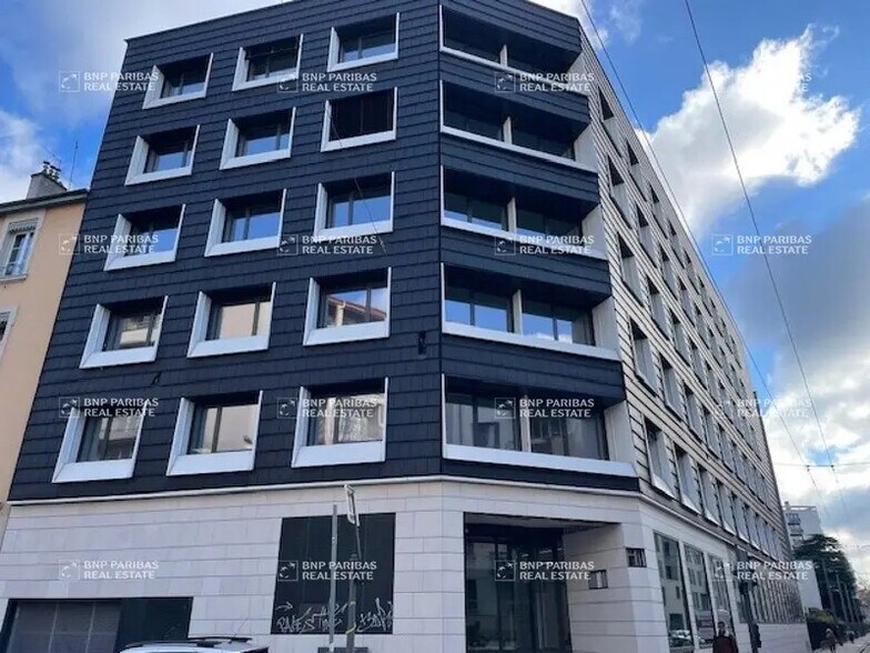 Bureau dans Lyon à louer - Photo de l’immeuble – Image 3 sur 44