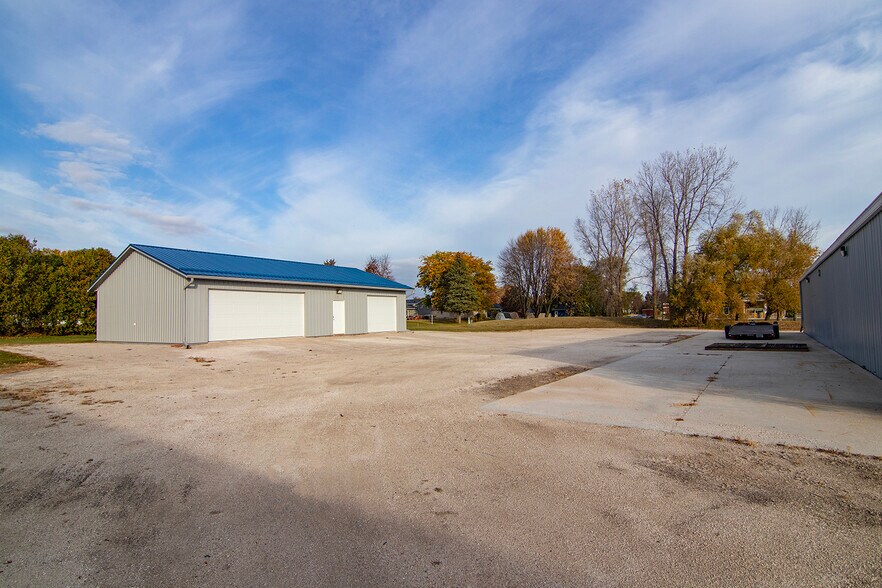 901 Service Rd, Kiel, WI à louer - Photo de l’immeuble – Image 3 sur 12