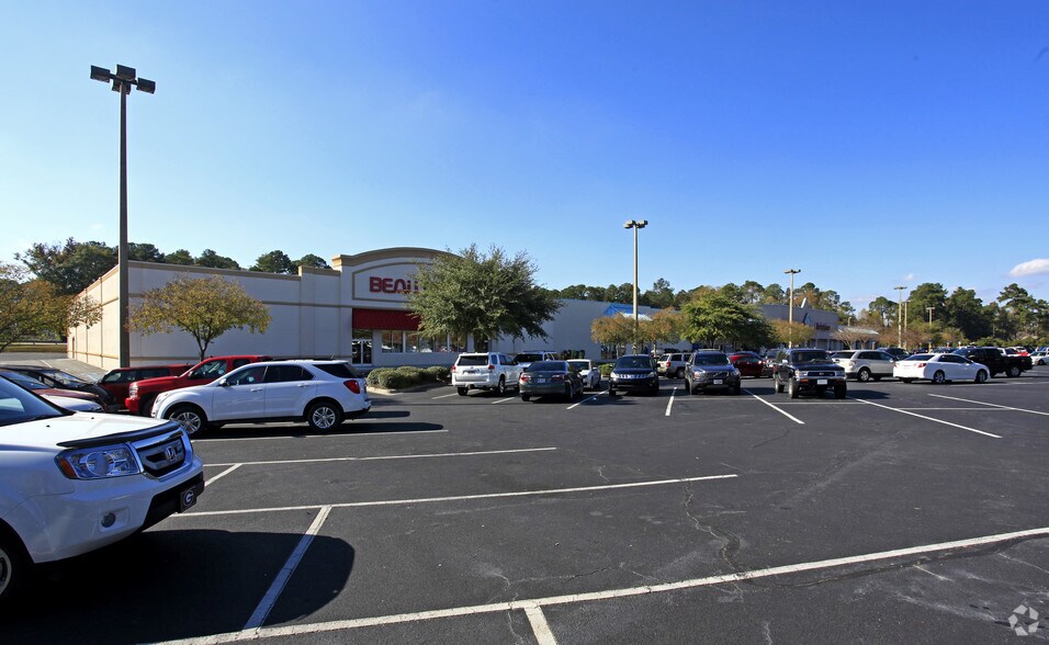 3200 N Ashley St, Valdosta, GA à louer - Photo principale – Image 1 sur 6