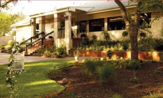 Plus de détails pour 1331 S Cockrell Hill Rd, Duncanville, TX - Spécialisé à vendre