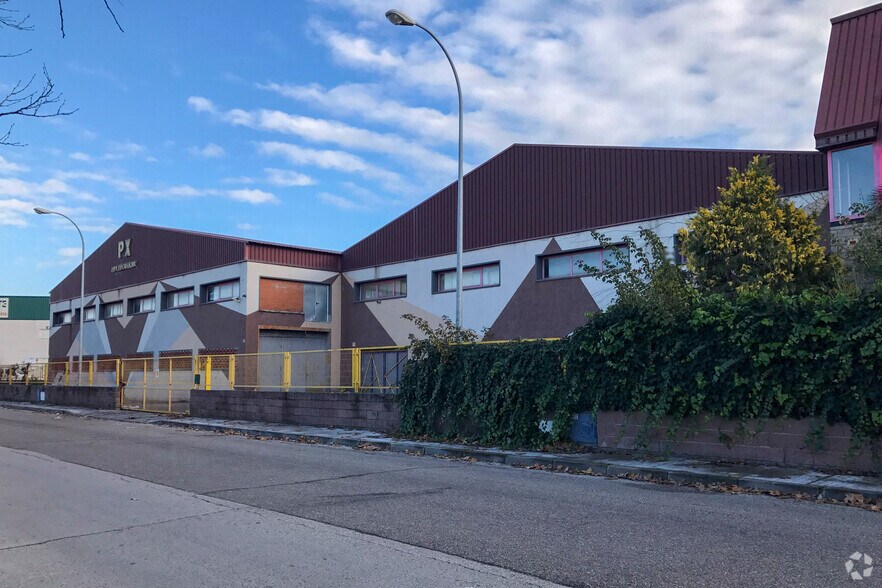 Industriel/Logistique dans Griñón, Madrid à louer - Photo principale – Image 1 sur 2