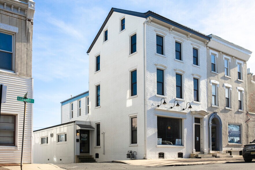 1122 W Hamilton St, Allentown, PA à louer - Photo de l’immeuble – Image 2 sur 12