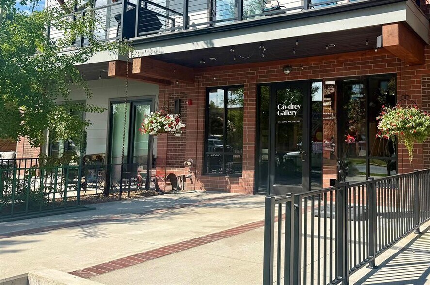 206 Lupfer Ave, Whitefish, MT à vendre - Photo de l’immeuble – Image 2 sur 16