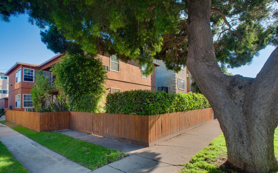 1146 Venice Blvd, Venice, CA à vendre - Photo de l’immeuble – Image 2 sur 13