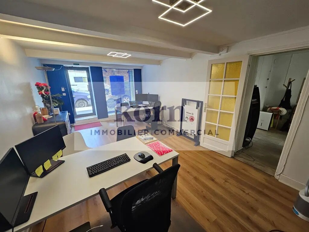 Local commercial dans Paris à louer Photo intérieure– Image 1 sur 8