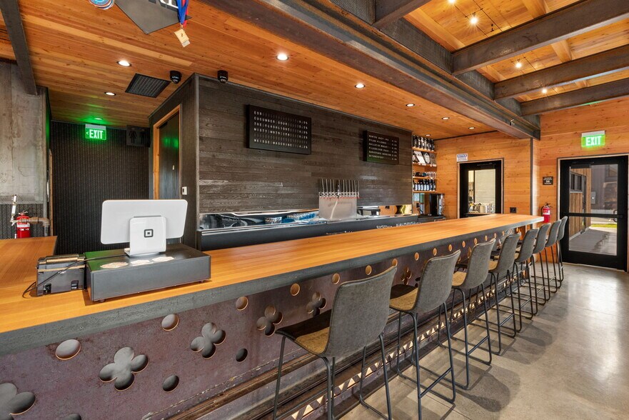 123 W Elm St, Three Forks, MT à vendre - Photo intérieure – Image 2 sur 3