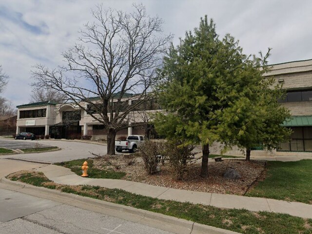 9808 E 66th Ter, Raytown, MO à louer - Photo de l’immeuble – Image 2 sur 8