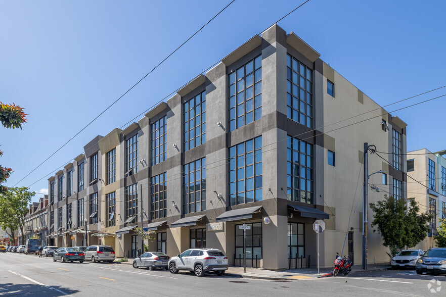 3338 17th St, San Francisco, CA à vendre - Photo principale – Image 1 sur 37