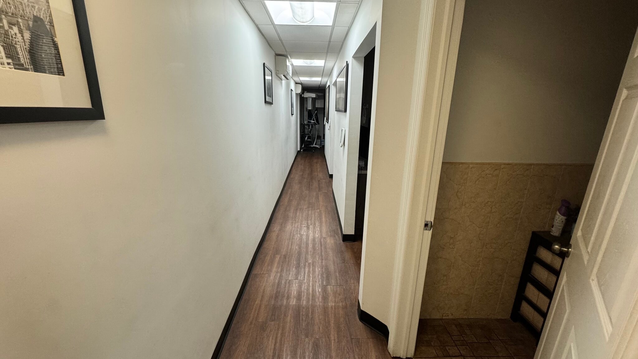 700 Grand St, Brooklyn, NY à louer Photo intérieure– Image 1 sur 6