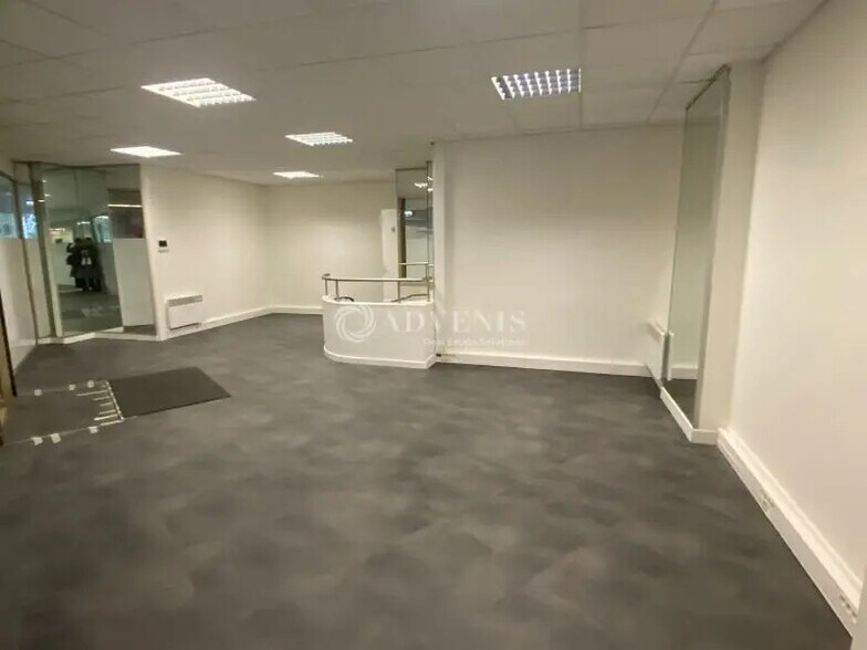 Bureau dans Paris à louer - Photo de l’immeuble – Image 3 sur 5