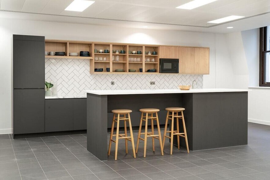 1 Lloyds Ave, Londres à louer - Photo intérieure – Image 3 sur 8