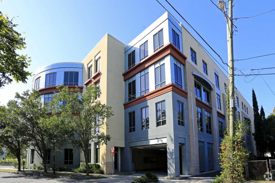 100 Calhoun St, Charleston, SC à louer - Photo de l’immeuble – Image 2 sur 6