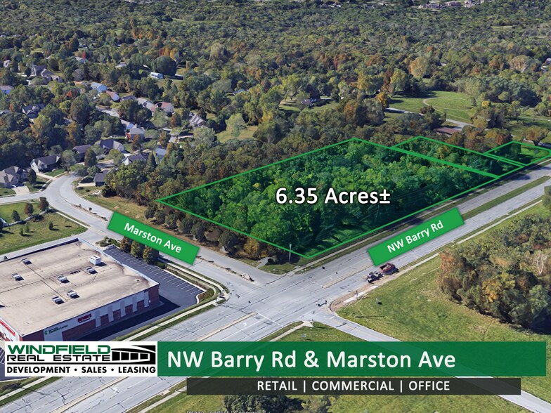 2501 NW Barry Rd, Kansas City, MO à vendre - Photo principale – Image 1 sur 1