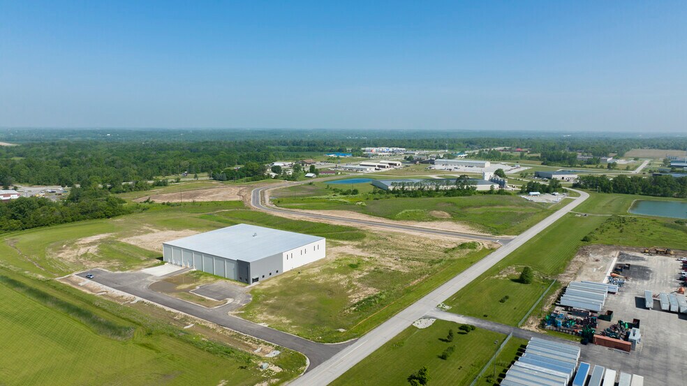 3701 Brooks Dr, New Castle, IN à vendre - Photo de l’immeuble – Image 2 sur 3