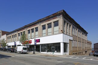 Plus de détails pour 251-255 S Main St, Fall River, MA - Bureau/Local commercial à louer