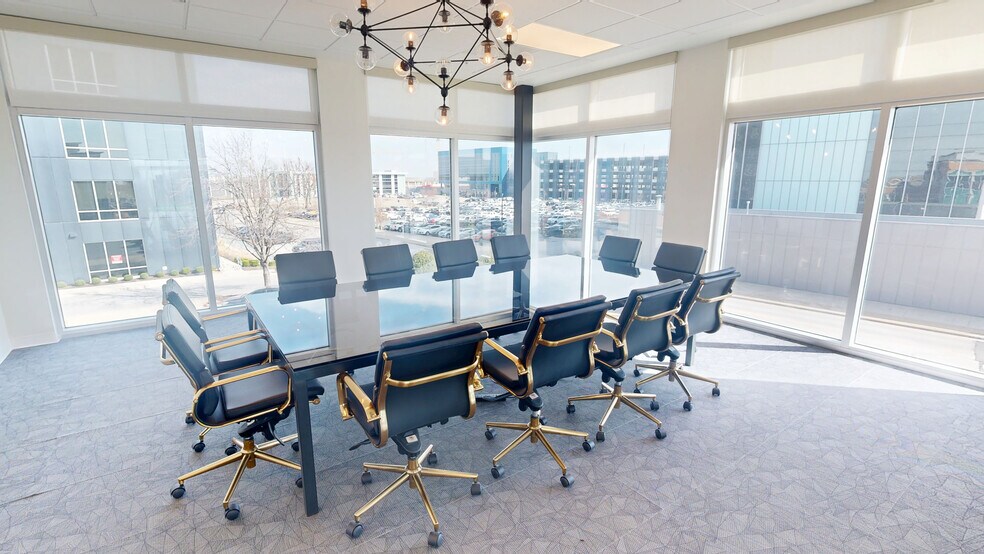 3701 S Pinnacle Hills Pky, Rogers, AR à louer - Photo intérieure – Image 2 sur 32