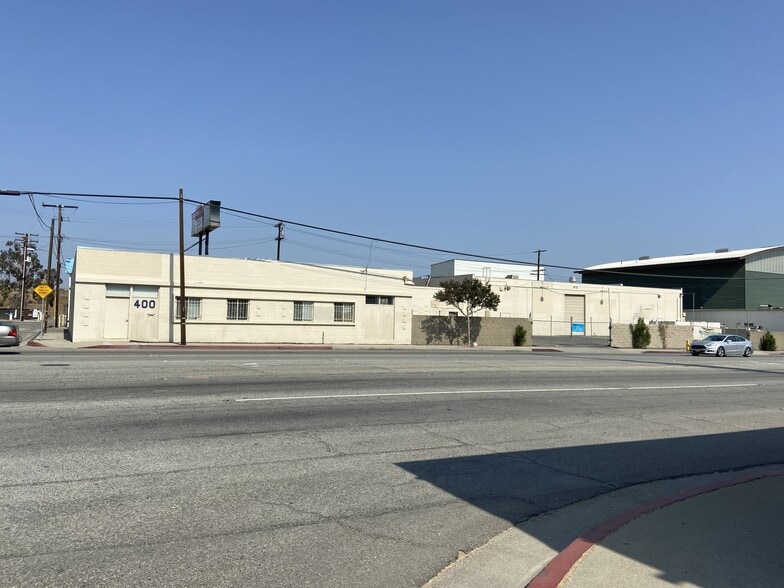 400-410 S Irwindale Ave, Azusa, CA à louer - Photo de l’immeuble – Image 3 sur 53
