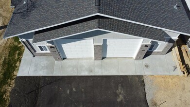 8330 Washington Church Rd, Dayton, OH à louer Photo de l’immeuble– Image 2 sur 3