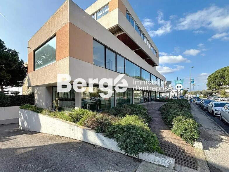 Bureau dans Saint-Laurent-du-Var à louer - Photo de l’immeuble – Image 1 sur 22