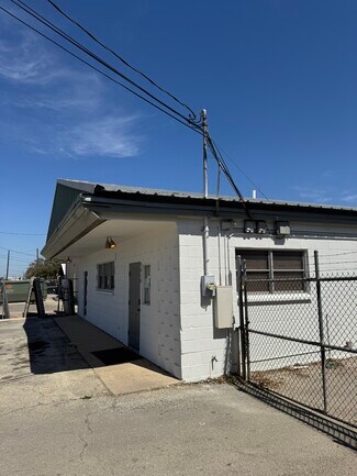 Plus de détails pour 9010 Aero St, San Antonio, TX - Local d’activités à vendre