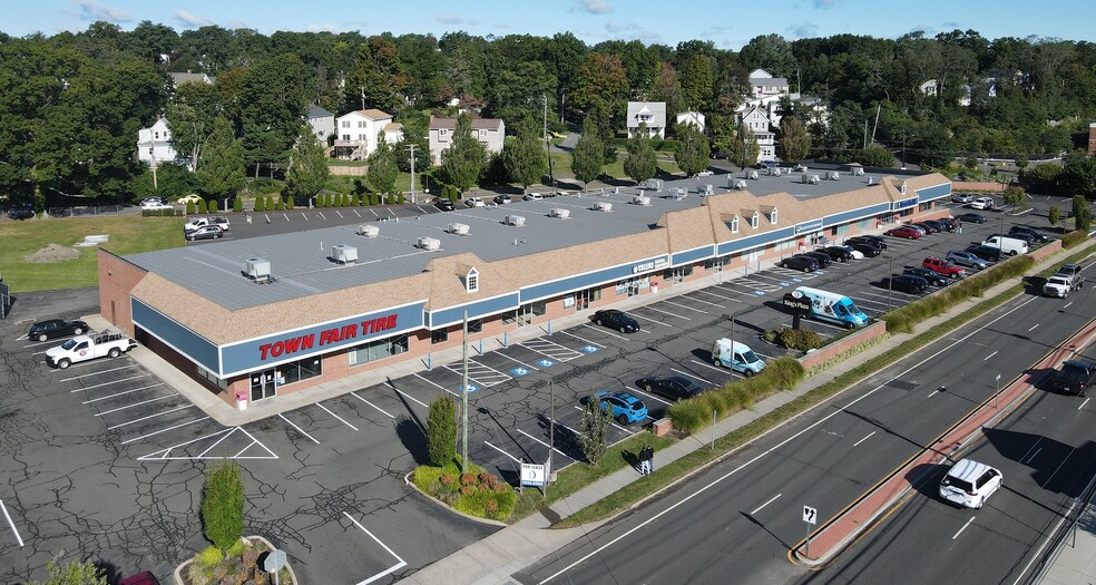 500 Kings Hwy E, Fairfield, CT à louer - Photo de l’immeuble – Image 1 sur 10