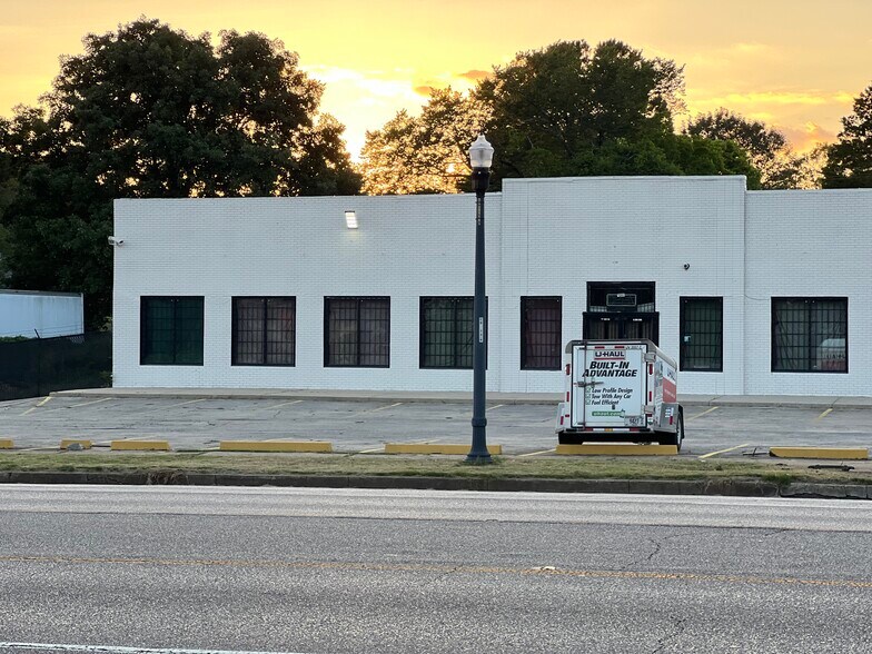 7316 1st Ave N, Birmingham, AL à louer - Photo de l’immeuble – Image 2 sur 14