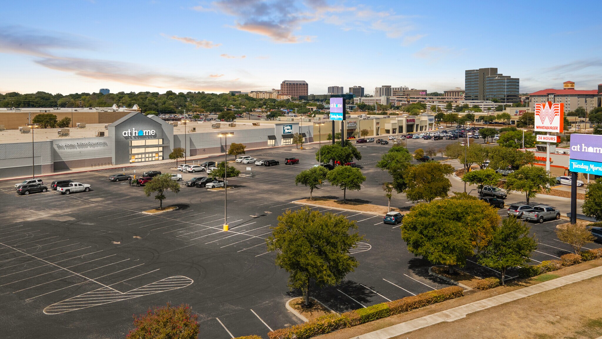 8421 Hwy 281, San Antonio, TX à louer Photo de l’immeuble– Image 1 sur 6