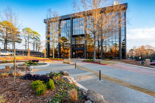 10801 Executive Center Dr, Little Rock, AR à louer - Photo de l’immeuble – Image 2 sur 5