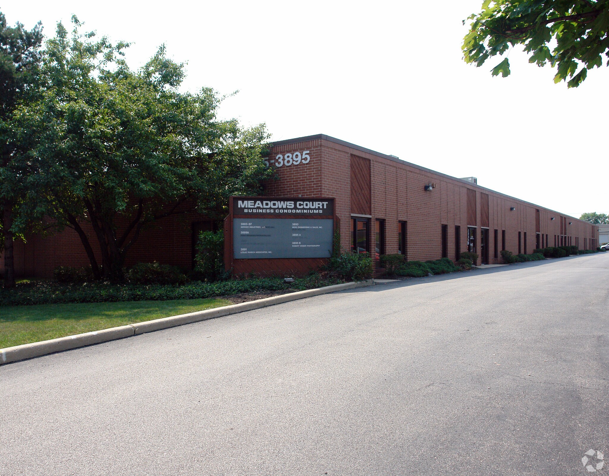 3885 Industrial Ave, Rolling Meadows, IL à vendre Photo de l’immeuble– Image 1 sur 14