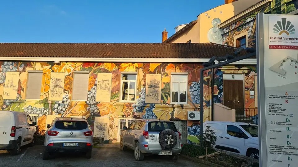 Bureau dans Villefranche-sur-Saône à louer - Photo de l’immeuble – Image 2 sur 3