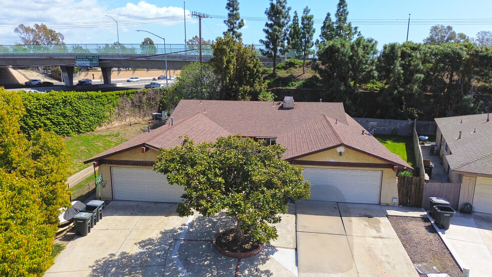 2032 E Stearns Ave, Orange, CA à vendre - Photo de l’immeuble – Image 2 sur 4