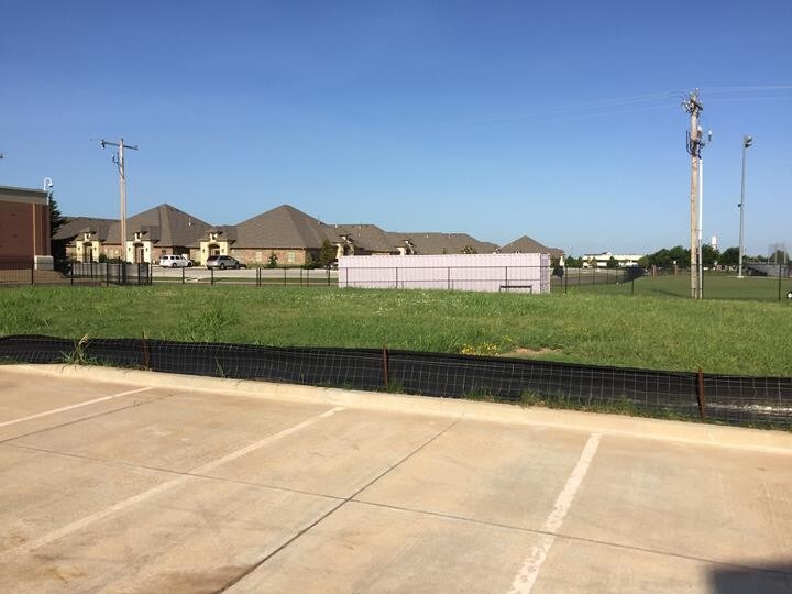 14005 Quail Springs Pkwy, Oklahoma City, OK à vendre - Autre – Image 1 sur 1