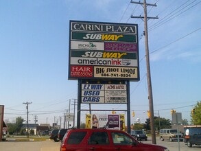 33960-34100 Groesbeck Hwy, Clinton Township, MI à louer Photo de l’immeuble– Image 2 sur 4