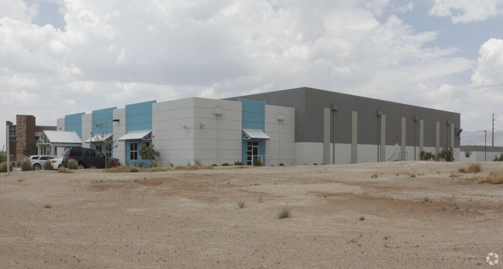 5610 Turing Dr SE, Albuquerque, NM à vendre - Photo de l’immeuble – Image 2 sur 4