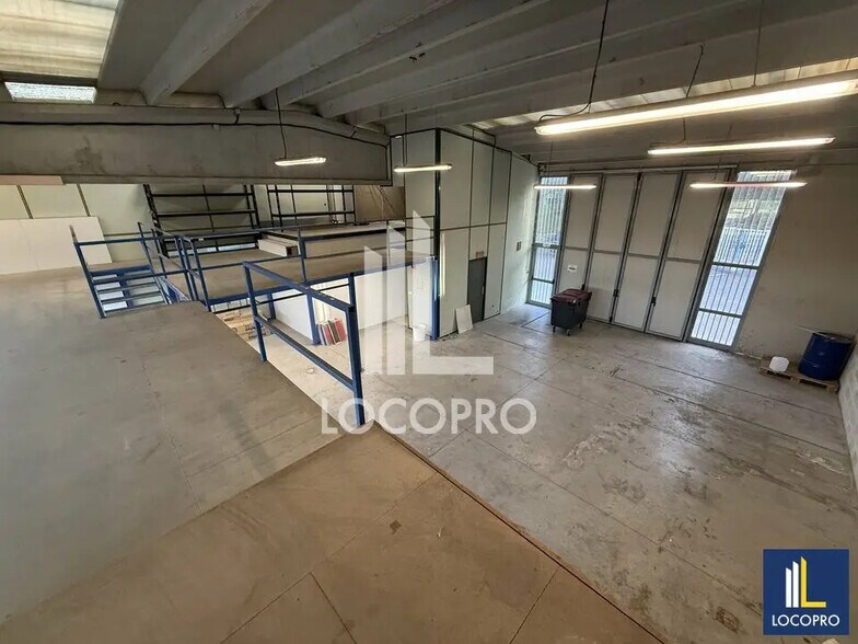 Local d’activités dans Antibes à louer - Photo intérieure – Image 1 sur 7