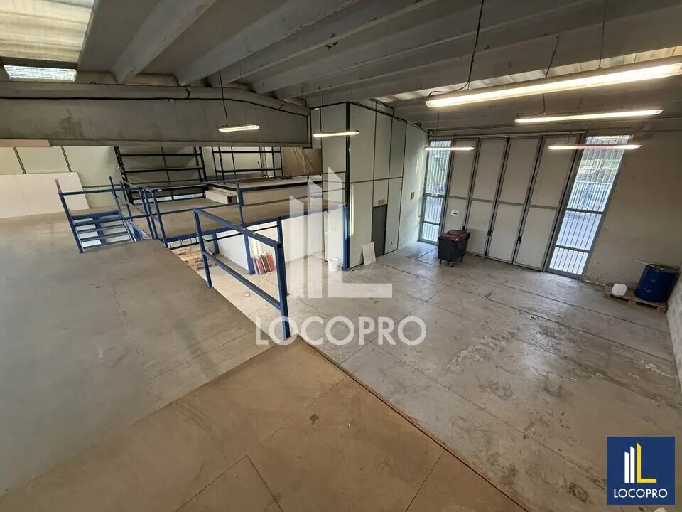 Local d’activités dans Antibes à louer Photo intérieure– Image 1 sur 8
