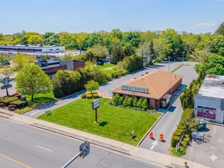 Plus de détails pour 504 Larkfield Rd, East Northport, NY - Local commercial à louer