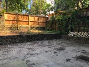 151 5th Ave, Brooklyn, NY à louer Photo intérieure– Image 2 sur 15