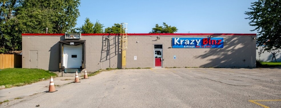 649 Ontario St, Stratford, ON à louer - Photo de l’immeuble – Image 3 sur 3