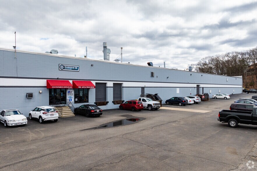 240 Eliot St, Ashland, MA à louer - Photo de l’immeuble – Image 2 sur 4