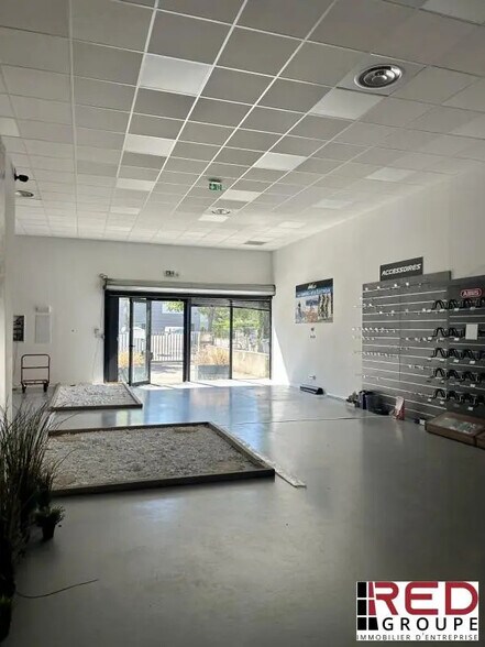 55 Rue Louis Armand, Aix-en-Provence à louer - Photo de l’immeuble – Image 2 sur 8